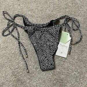 Large Buffbunny bottoms